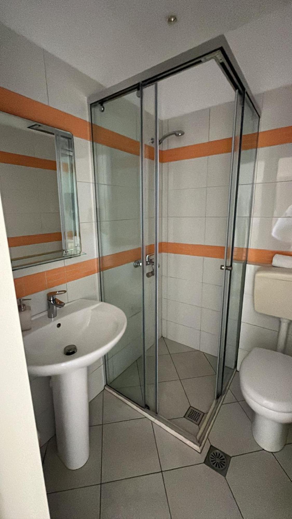 Hotel Jon Дермі Екстер'єр фото
