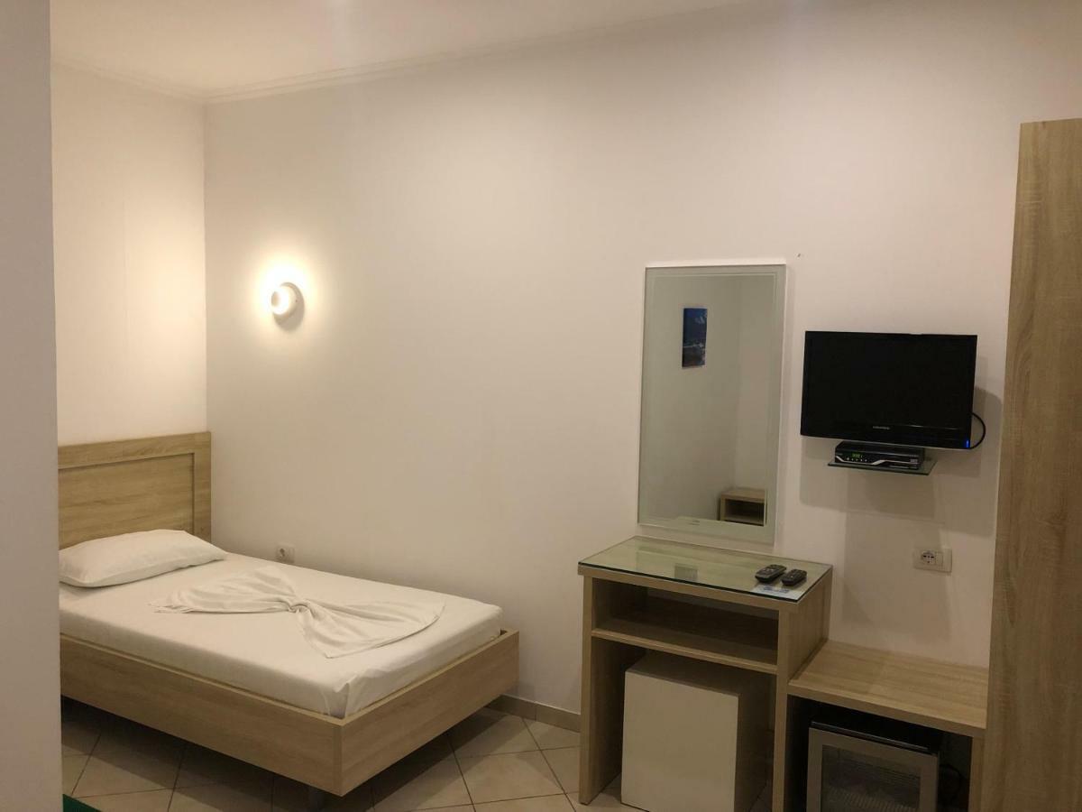 Hotel Jon Дермі Екстер'єр фото